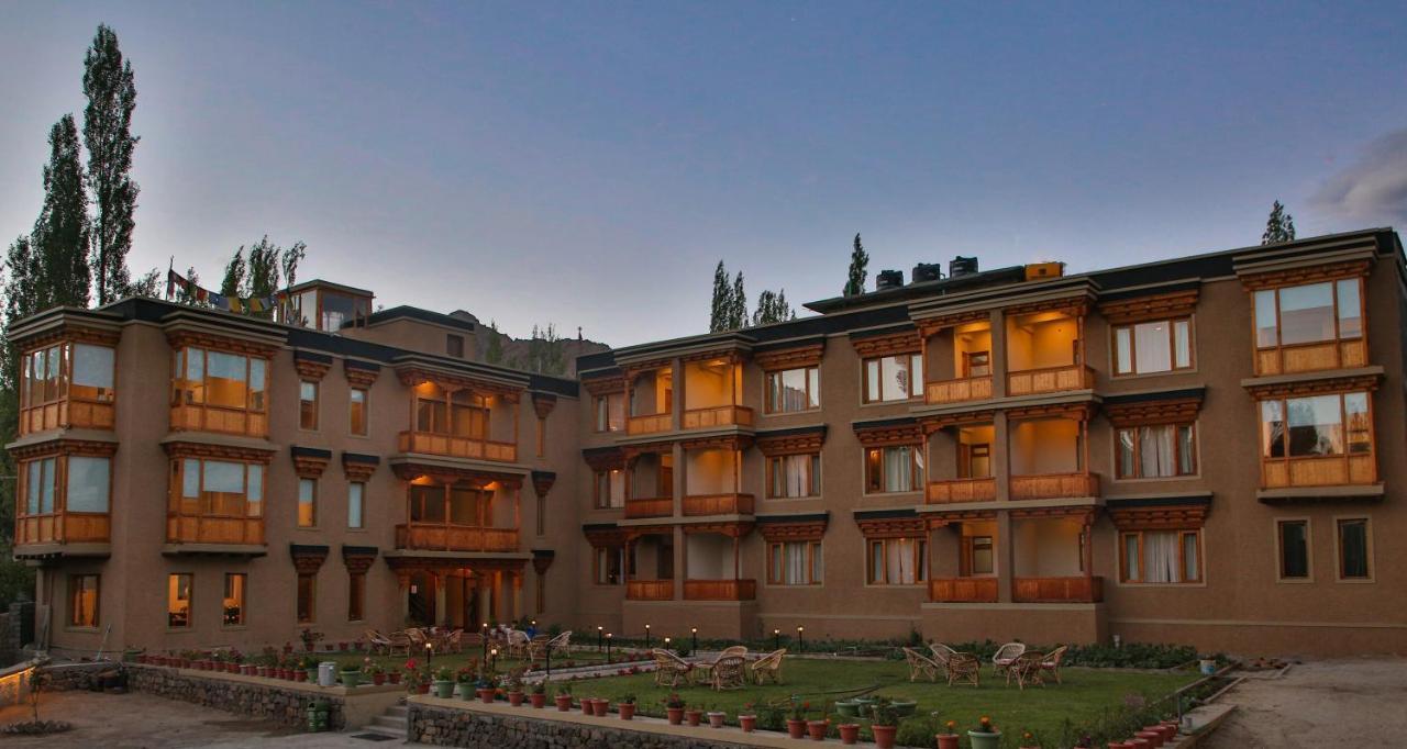 The Saraha Hotel Leh Exterior photo
