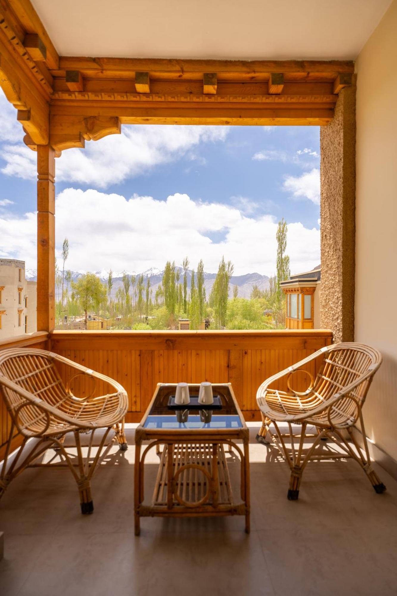 The Saraha Hotel Leh Exterior photo