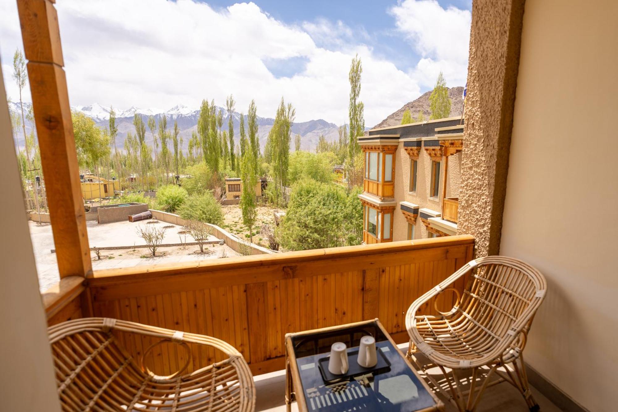 The Saraha Hotel Leh Exterior photo